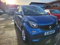 Used Smart ForFour Passion 90 HP (66 kW) 2018 White Hatchback