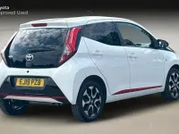 Used Toyota Aygo Trend 72 HP (52 kW) 2019 White Hatchback