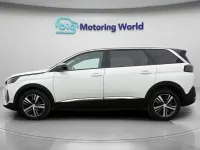 Second-hand Peugeot 5008 Allure+ 130 CP (95 kW) 2023 Alb SUV