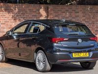 Used Vauxhall Astra Elite 150 HP (110 kW) 2017 Hatchback