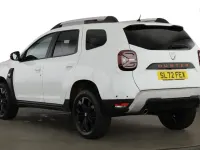 Used Dacia Duster Extreme 150 HP (110 kW) 2022 White SUV