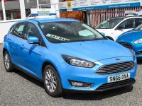 Used Ford Focus Titanium 125 HP (91 kW) 2016 Blue Hatchback