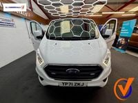 Used Ford Transit Custom Limited 130 HP (95 kW) 2021 White Van