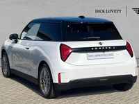 Used Mini Cooper SE Hatch 158 kW (215 HP) 2024 White Hatchback