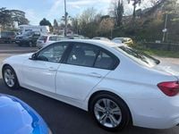 Used BMW 318 Sport Line 150 HP (110 kW) 2018 White Sedan