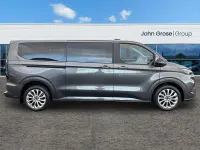 Usado Ford Tourneo Custom Titanium 170 HP (125 kW) 2024 Cinzento Van