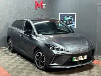 Begagnad MG MG4 EV Trophy 2022 Grå Halvkombi