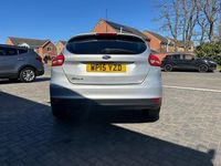 Used Ford Focus Zetec 115 HP (84 kW) 2015 Silver Hatchback