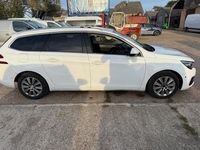 Used Peugeot 308 Allure Premium 130 HP (95 kW) 2021 White Estate