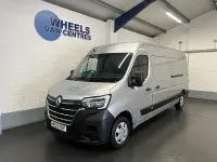 Used Renault Master Business 135 HP (99 kW) 2023 Grey MPV