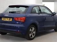 Usado Audi A1 Design 116 HP (85 kW) 2017 Azul Citadino