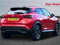 Używany Nissan Juke N-Connecta 2024 Czerwony SUV