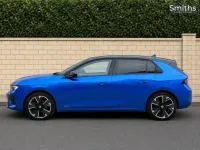 Used Vauxhall Astra Ultimate 113 kW (154 HP) 2023 Blue Hatchback
