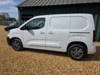 Used Peugeot Partner Premium 131 HP (96 kW) 2023 White MPV