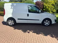 Używany Vauxhall Combo Sportive 90 KM (66 kW) 2015 Biały Minivan