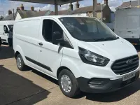 Used Ford Transit Custom 105 HP (77 kW) 2018 White Van