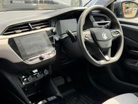 Second-hand Vauxhall Corsa-e Design Edition 98 kW (134 CP) 2024 Albastru Hatchback