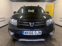 Used Dacia Sandero Lauréate 90 HP (66 kW) 2016 Grey Hatchback