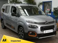 Używany Citroën Berlingo XTR 130 KM (95 kW) 2022 Szary Minivan