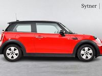 Used Mini Cooper Classic 134 HP (98 kW) 2022 Red Hatchback