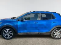 Używany Kia Stonic GT-Line 120 KM (88 kW) 2022 Niebieski SUV