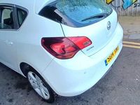 Used Vauxhall Astra SRi 2014 White Hatchback