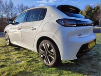 Used Peugeot 208 Allure 101 HP (74 kW) 2025 White Hatchback
