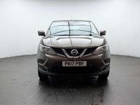 Used Nissan Qashqai N-Connecta 110 HP (80 kW) 2017 Bronze SUV