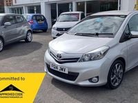 Used Toyota Yaris Trend 99 HP (72 kW) 2014 Silver Hatchback