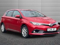 Used Toyota Auris Business Edition 116 HP (85 kW) 2016 Red Hatchback