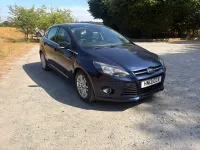 Used Ford Focus Titanium 125 HP (91 kW) 2013 Blue Hatchback