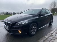 Begagnad Volvo V40 SE 2014 Svart Halvkombi