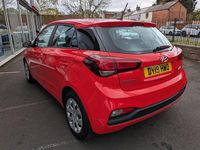 Käytetty Hyundai i20 2019 Punainen Viistoperä