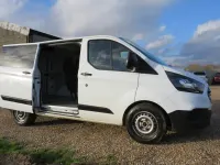Used Ford Transit Custom 105 HP (77 kW) 2018 White Van