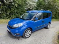 Usado Fiat Doblò Easy 120 HP (88 kW) 2016 Azul Monovolume