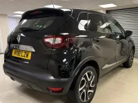 Used Renault Captur Dynamique 90 HP (66 kW) 2018 Black SUV