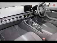 Used Honda Civic Sport 143 HP (105 kW) 2025 White Hatchback