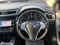 Used Nissan Qashqai N-Connecta 2016 Pure white SUV