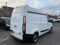 Used Ford Transit Custom 105 HP (77 kW) 2019 White Van