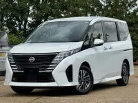 Used Nissan Serena 2025 White MPV