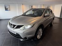 Used Nissan Qashqai Tekna 115 HP (84 kW) 2015 Silver SUV