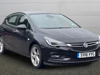 Used Vauxhall Astra SRi 105 HP (77 kW) 2016 Black Hatchback