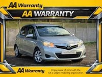 Used Toyota Yaris Edition 69 HP (50 kW) 2012 Silver Hatchback