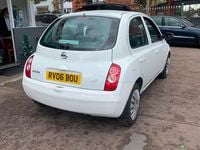 Usado Nissan Micra SE 88 HP (64 kW) 2006 Branco Citadino