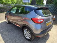 Used Renault Captur Dynamique 90 HP (66 kW) 2015 Grey SUV