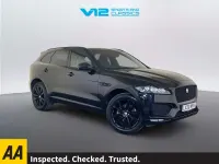 Begagnad Jaguar F-Pace Chequered Flag 180 HK (132 kW) 2020 Svart SUV