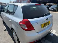 Used Kia Ceed 126 HP (92 kW) 2011 Silver Hatchback