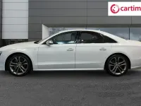 Usado Audi S8 Advanced 520 CV (382 kW) 2015 Blanco Berlina