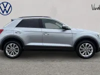 Used VW T-Roc Match 150 HP (110 kW) 2025 Silver SUV