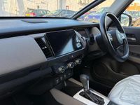 Used Honda Jazz Hybrid 109 HP (80 kW) 2021 White Hatchback